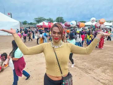 Brasília (DF), 25/11/2025 – Hellen Gabrielle participa da marcha da mulheres negra na esplanada dos ministérios.
Foto: Daniella Almeida/Agência Brasil